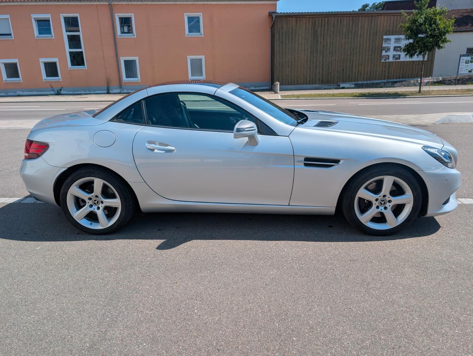 Mercedes-Benz SLC 200 SLC Roadster SLC 200