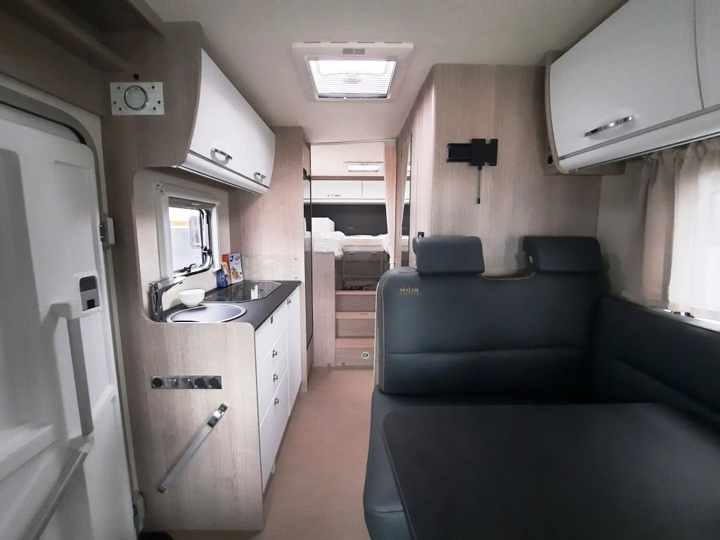 Fahrzeugabbildung Bürstner Lyseo Time Skyline 690 G Verfüg./Sparen Sie 20.3