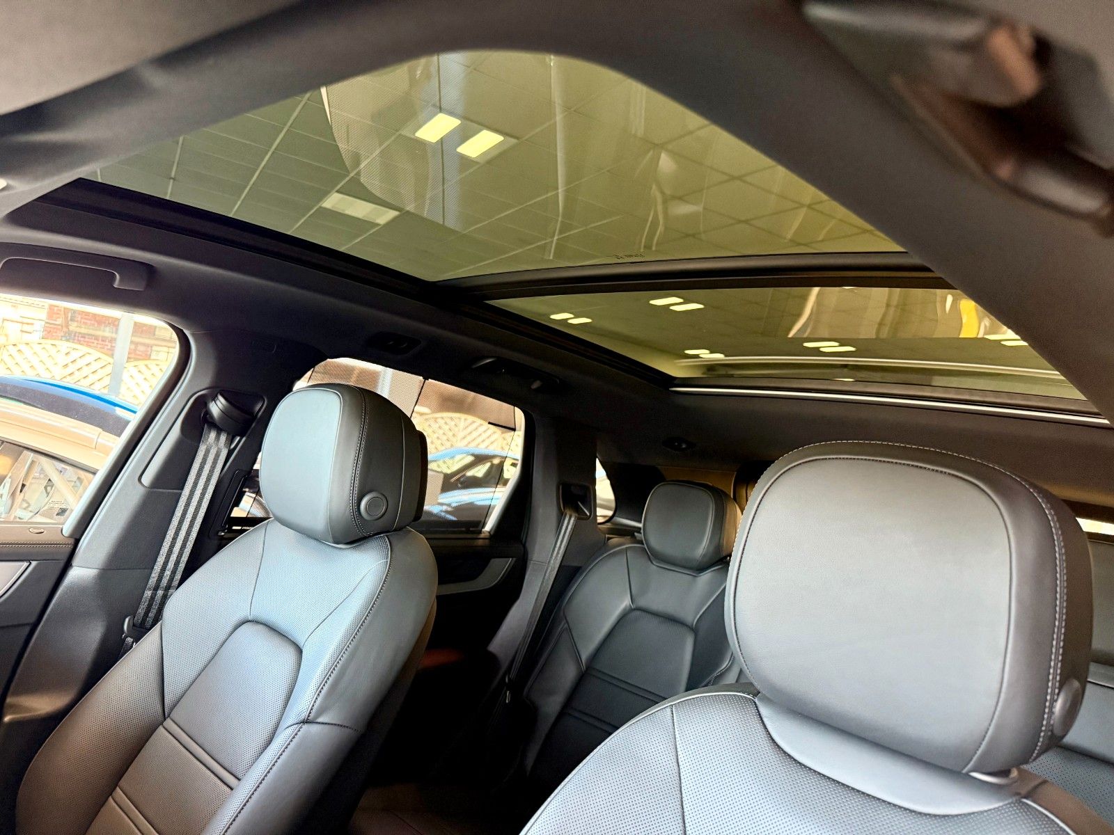 Fahrzeugabbildung Porsche Cayenne S E-Hybrid Panorama/AHK/Massage/HeadUP