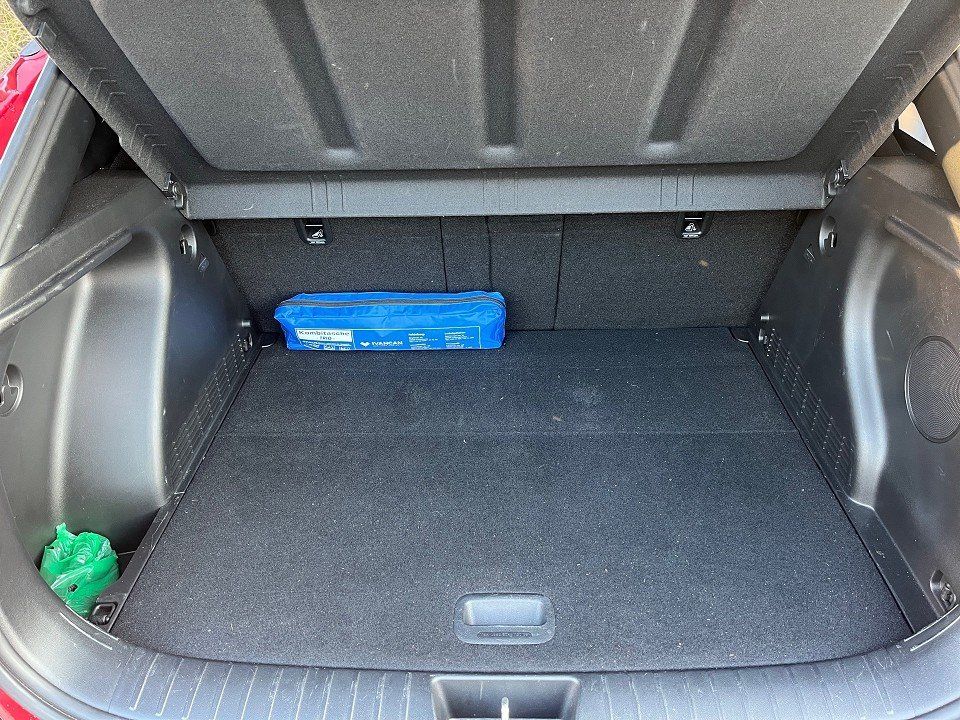 Fahrzeugabbildung Hyundai KONA SX2 HEV 1.6 GDI HEV DCT 2WD N LINE Ultimate