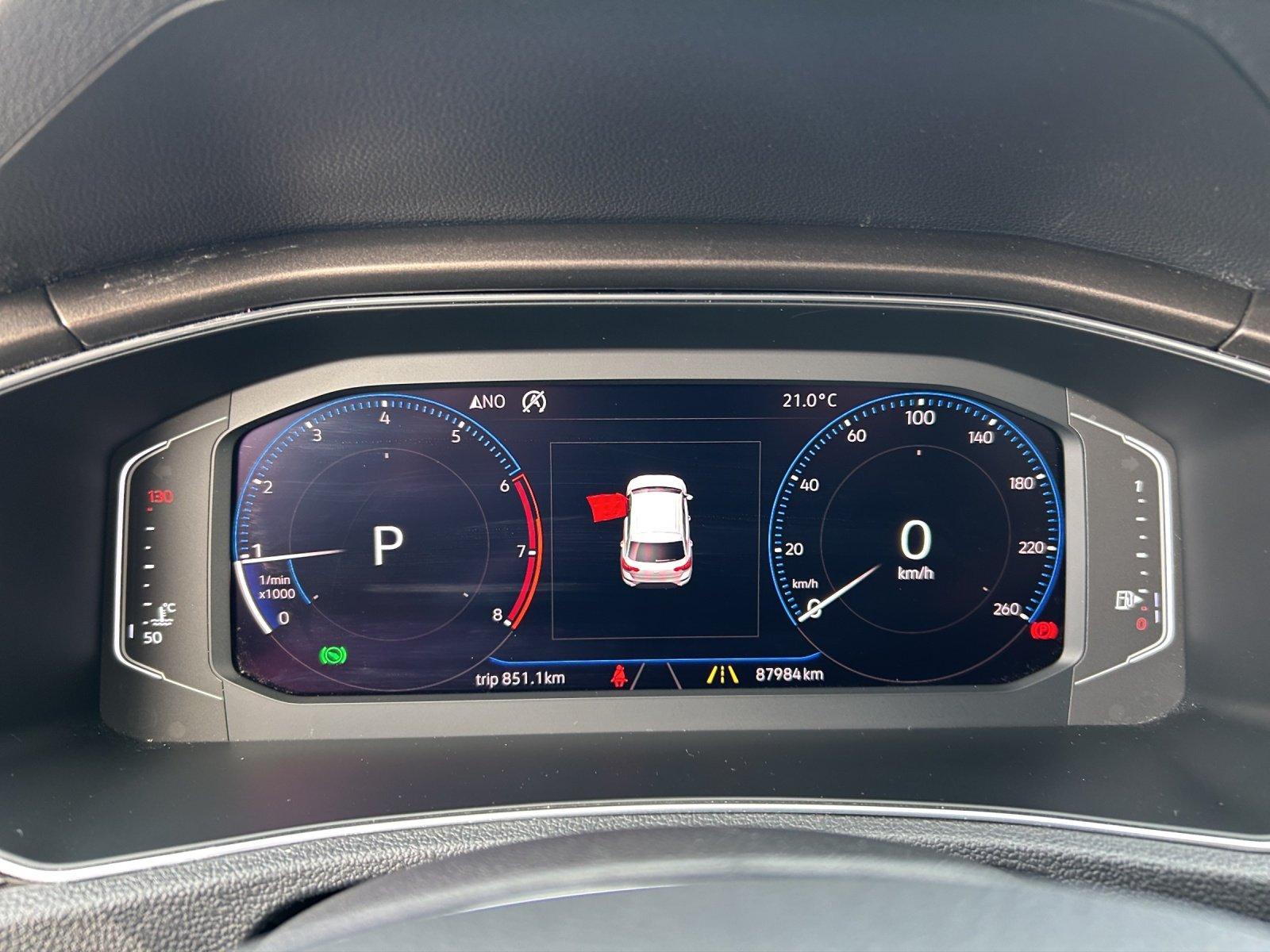 Volkswagen T-Roc 1.5 TSI DSG Style ACC BEATS LED LEDER NAVI