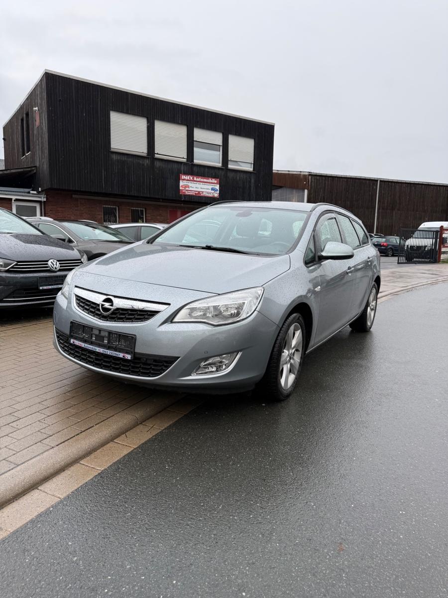 Opel Astra J Sports Tourer Edition