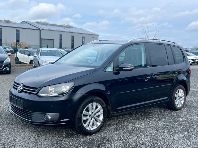 Volkswagen Touran Style 2,0 TDI      1. Hand Scheckheft