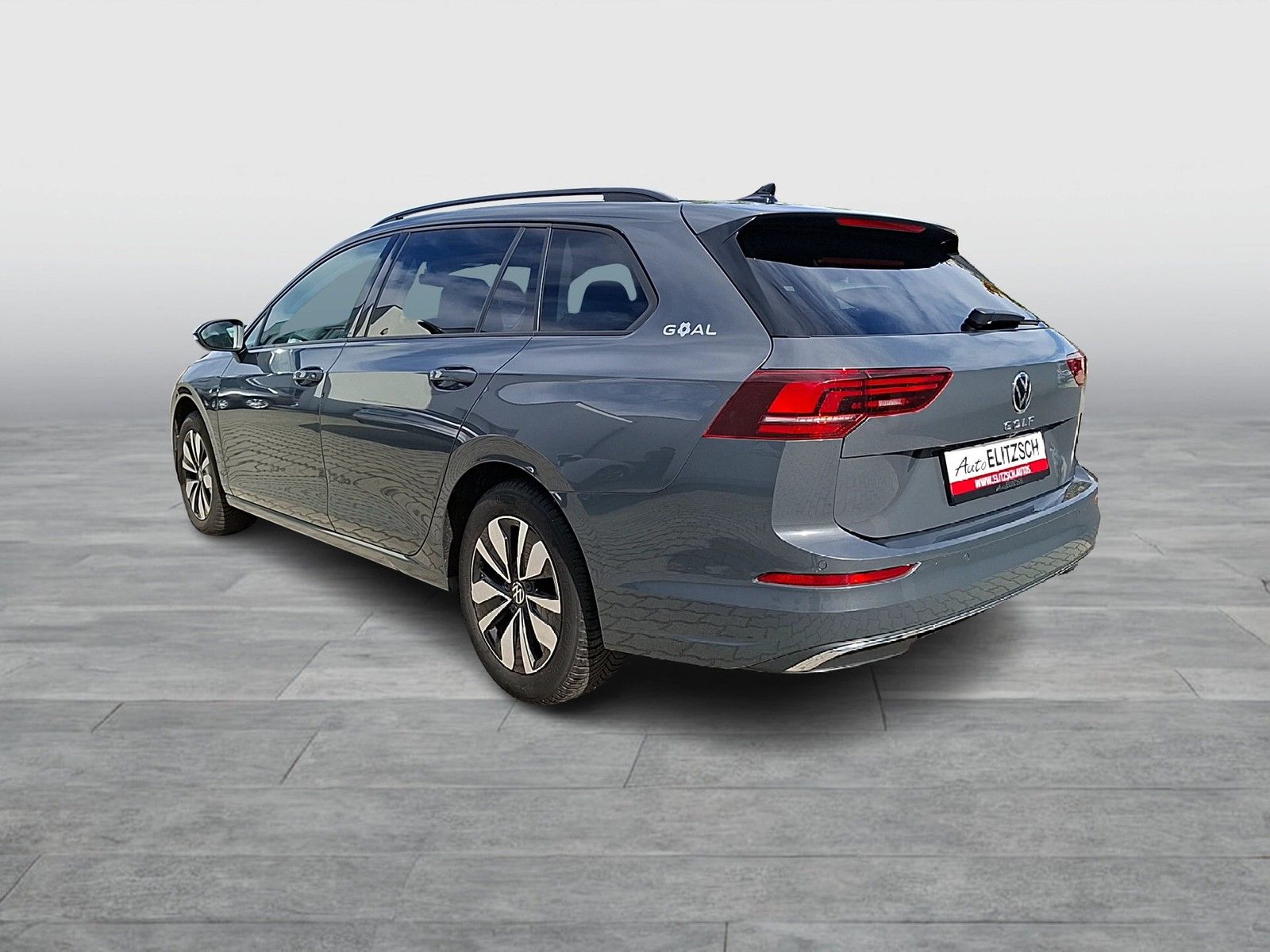 Fahrzeugabbildung Volkswagen Golf VIII Variant TSI Goal LED Navi AID ACC RFK