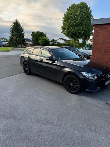 MERCEDES-BENZ Mercedes-Benz C 220