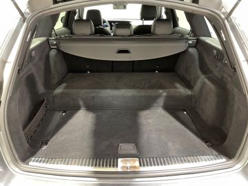 Mercedes E 300 - 8
