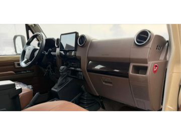 Toyota Land Cruiser - 8