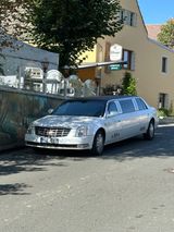 Cadillac DTS Professionell Stretchlimousine - mit Benzin-Antrieb: Limousine, Stretch