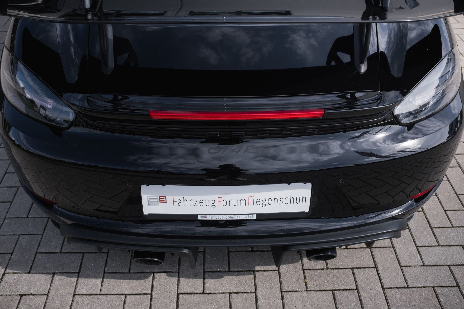 Fahrzeugabbildung Porsche 718 GT4 RS Clubsportp.-90 Ltr.Tank- SportChrono