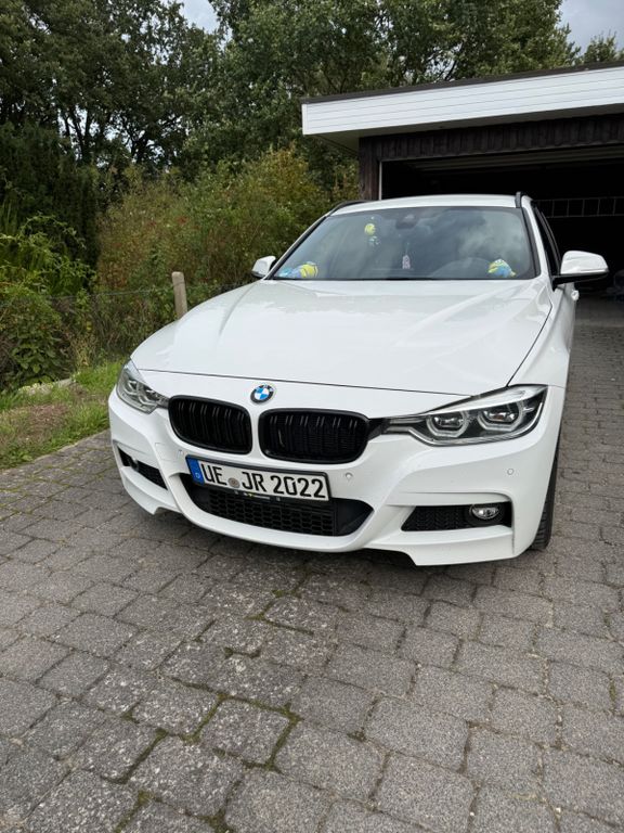 Image of BMW 320
