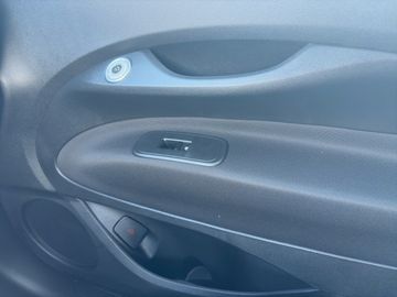 Fiat 500e 42 kWh Kam.+Navi+ACC+PDC+SpurH+AUT+KlimaA