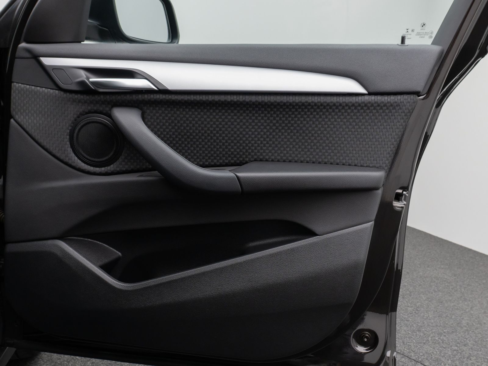 Fahrzeugabbildung BMW X1 sD18i Panorama DAB Navi Geschwindigkeitsreg