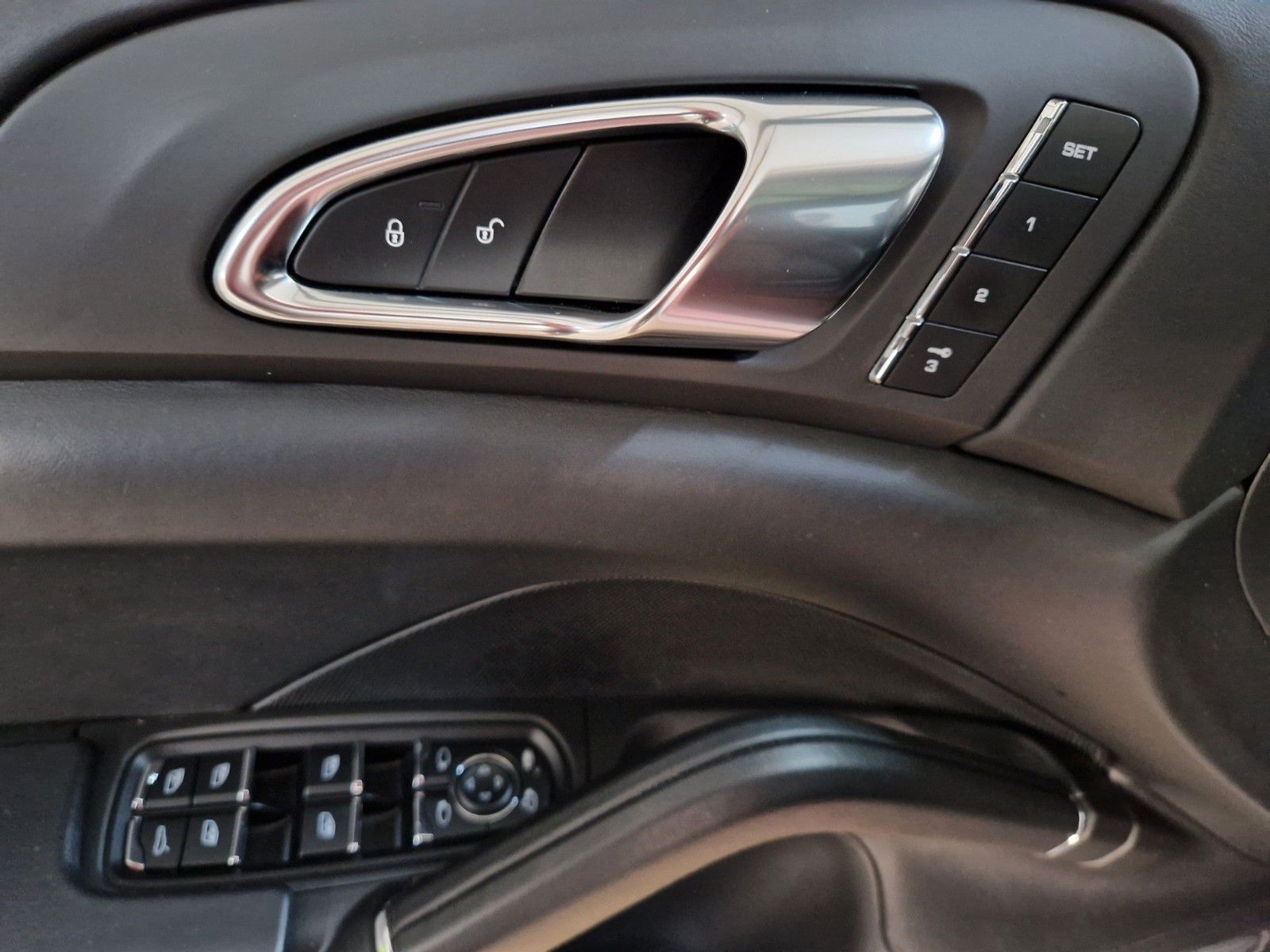 Porsche Cayenne PANO/Burmester/Akrapovic foto 23