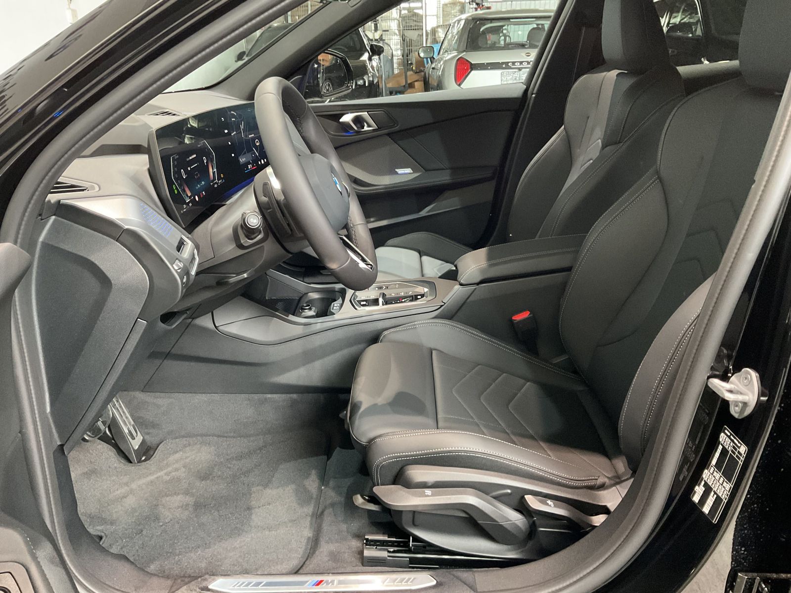 Fahrzeugabbildung BMW 120 19" LMR, Lenkradheizung, AHK M Sportpaket
