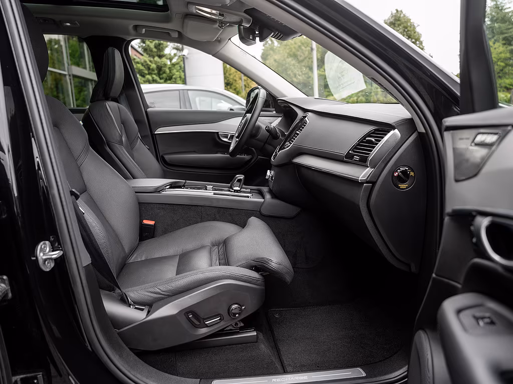 Volvo XC90 T8 AWD Plus Bright