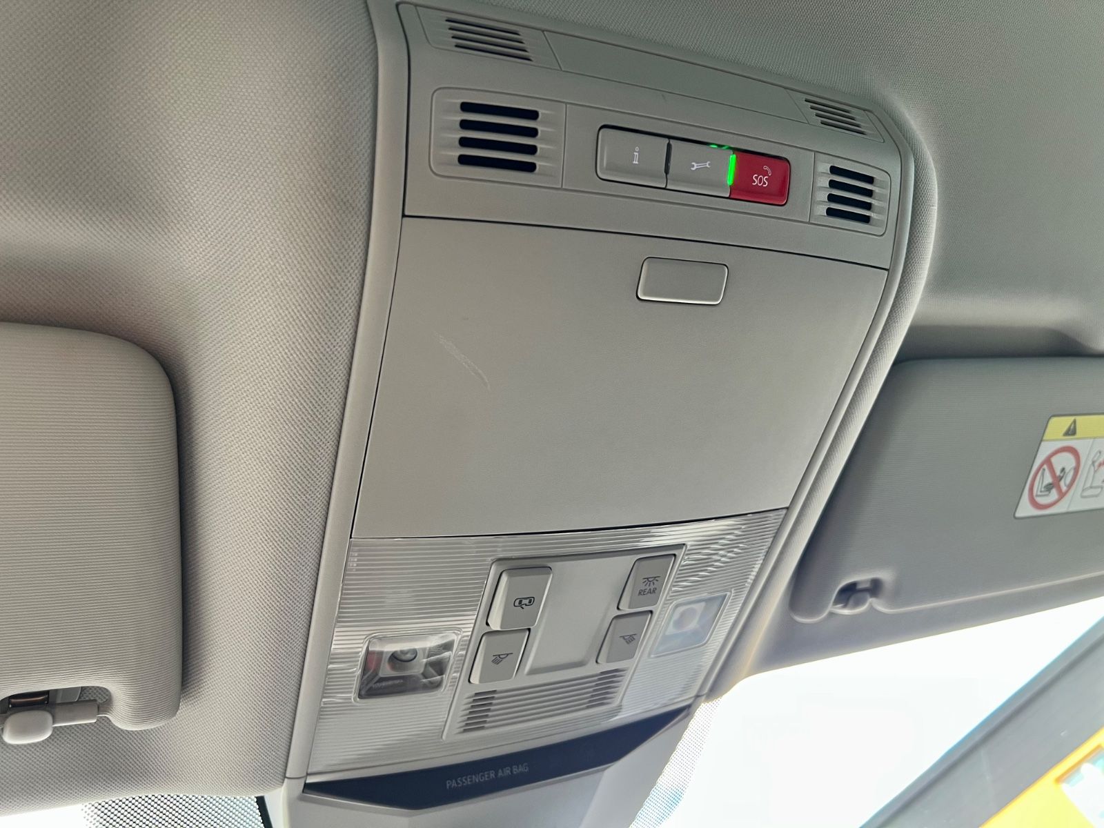 VW Passat Variant Elegance AAC AHK GZJR CARPLAY