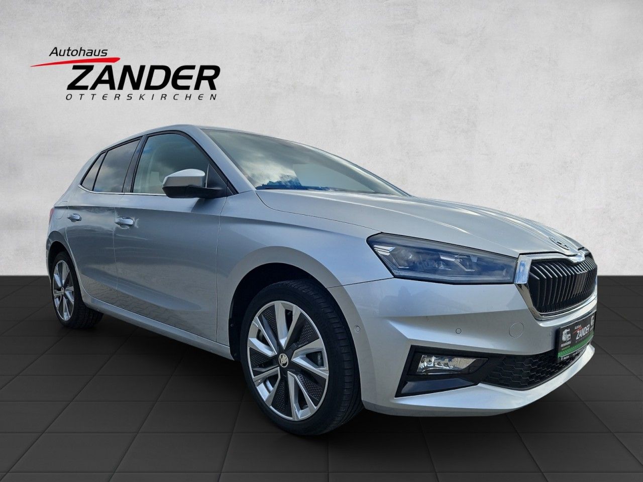 Fahrzeugabbildung SKODA Fabia TSI Style 81 kW LED/NAVI/ACC/SHZ/LHZ