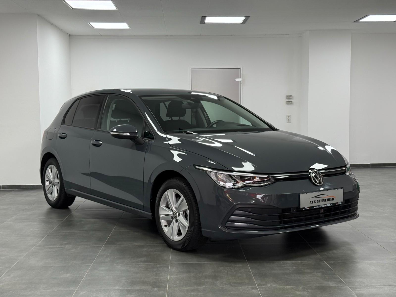 Volkswagen Golf VIII Lim. Life eTSI/SHZ/KAM/NAVI/HUD/CARPL