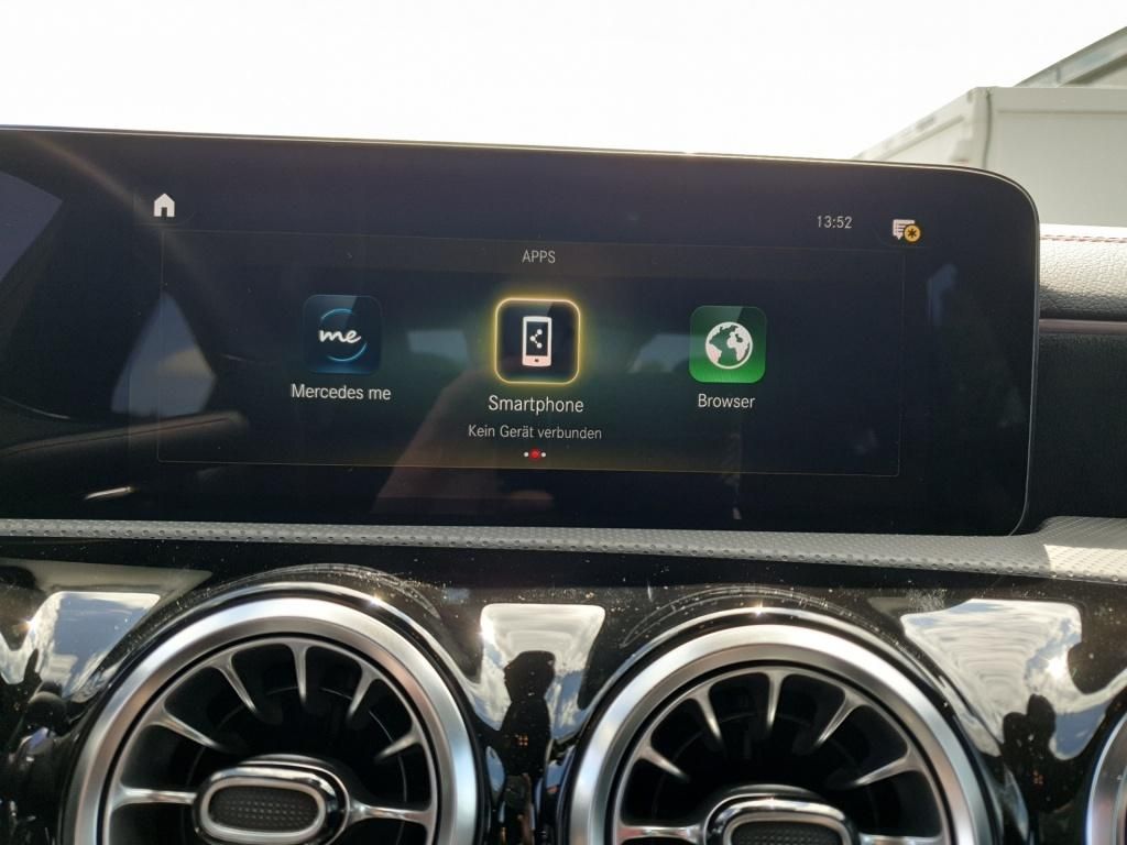 Fahrzeugabbildung Mercedes-Benz CLA 180 Coupé *AMG*Navi*ParkAss*SpurH*CarPlay