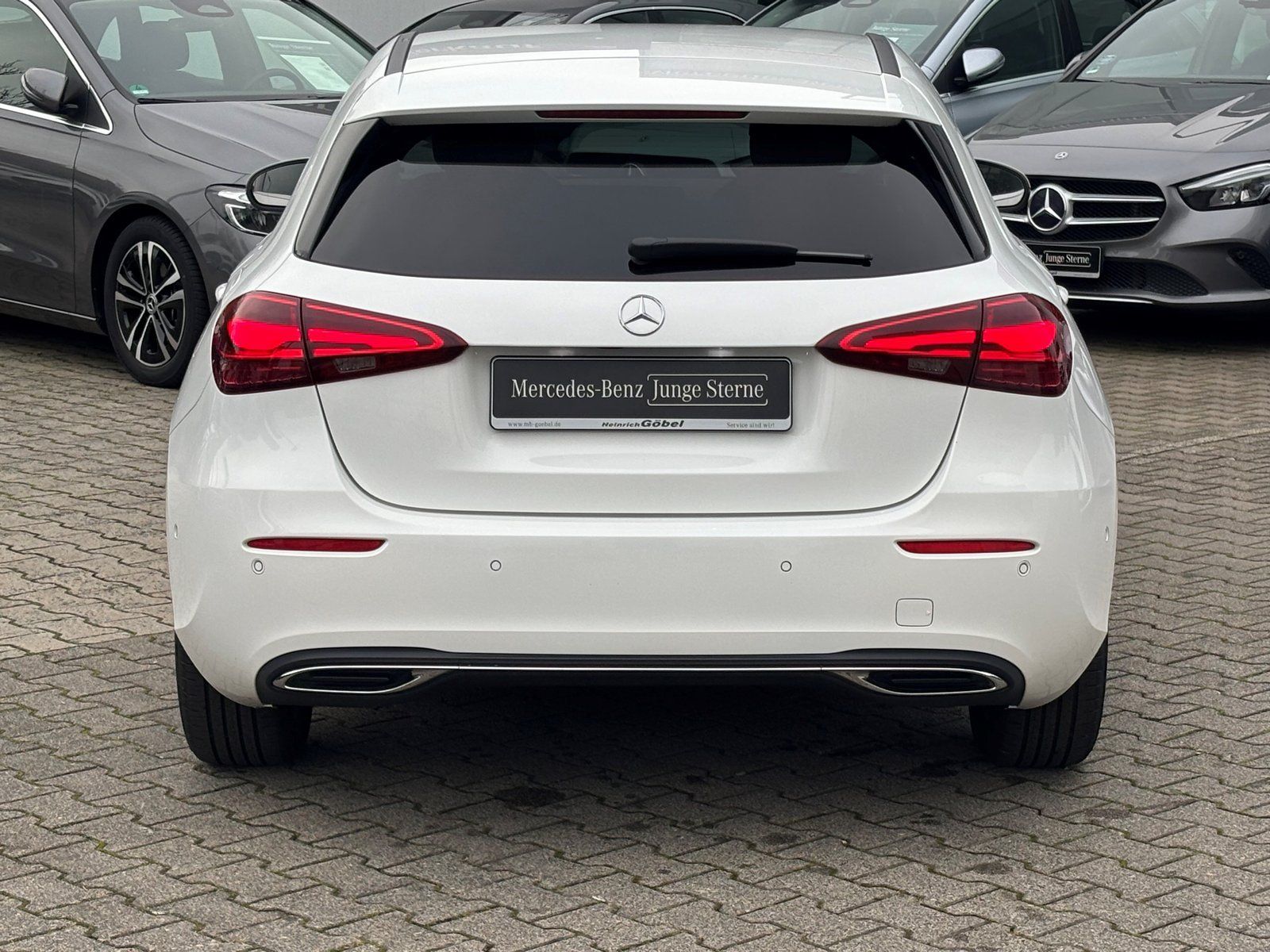 Fahrzeugabbildung Mercedes-Benz A 180 PROGRESSIVE*LED*KAMERA*SPURHALTE*