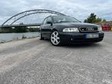 Audi S4 B5 2,7L Biturbo quattro - Audi S4 aus 1999: Kombi