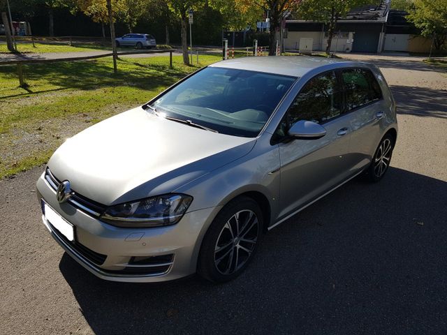 Volkswagen Golf 7 Lounge 1.4 TSI BlueMotio...