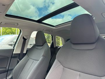 Audi Q3 TFSI 110 kW AHK*StHz*Panodach*