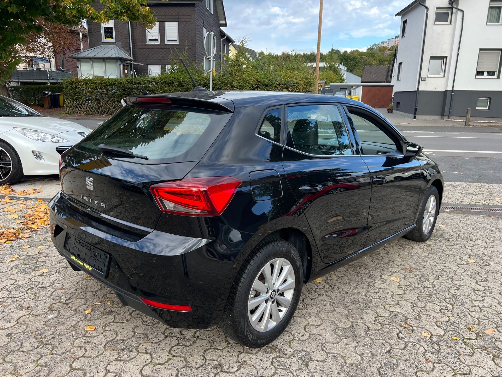 Fahrzeugabbildung SEAT Ibiza Xcellence Sport DSG *KEYLESS*ALCANTARA*LED