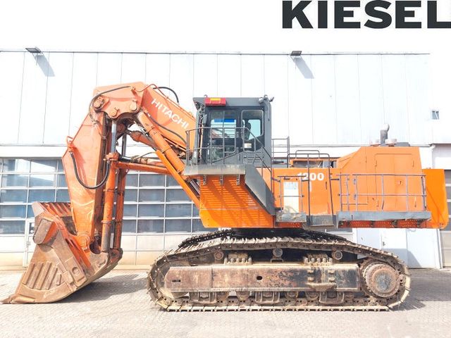 Hitachi EX1200-6