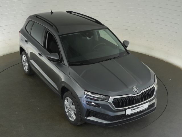 Karoq SELECTION TSI DSG+LED LICHT+NAVI+RÜCKFAHRK