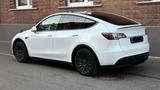 Tesla Model Y RWD Performance Optik* - Tesla Model Y in Köln