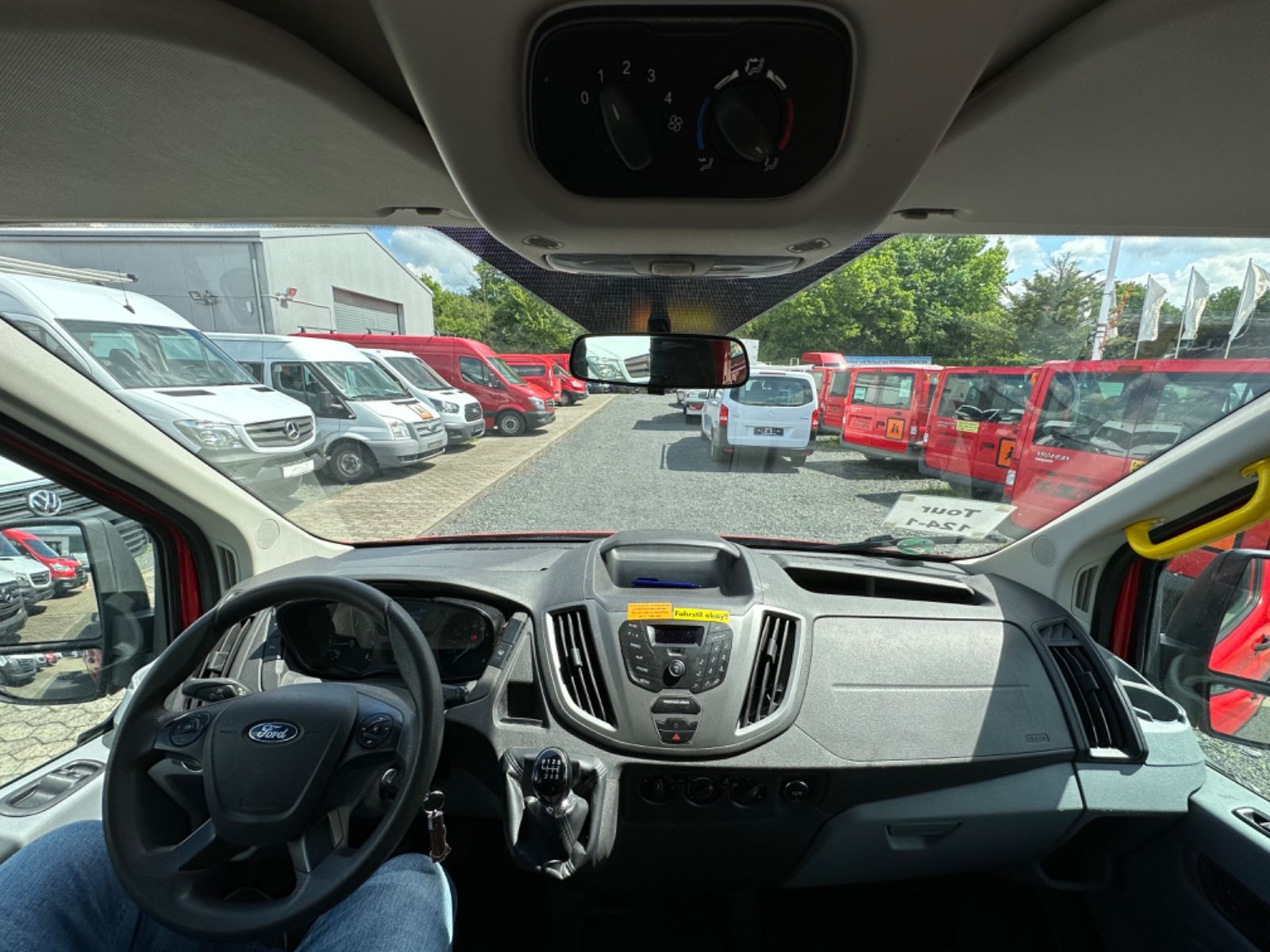 Fahrzeugabbildung Ford Transit Kombi 350 L3*7135*Klima*