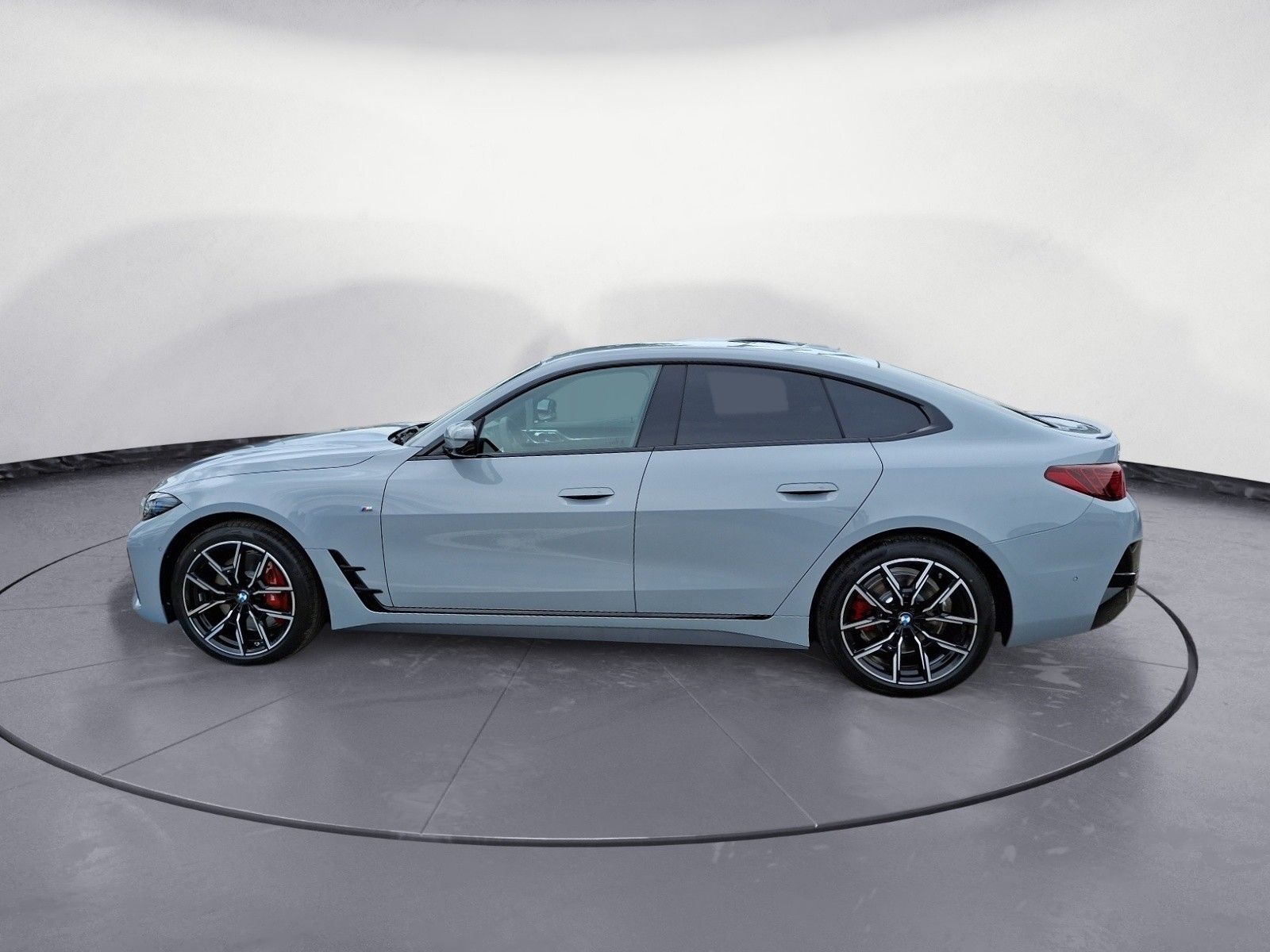 BMW 420d xDrive Gran Coupe AHK M-Sport M-SportPro imagem 3