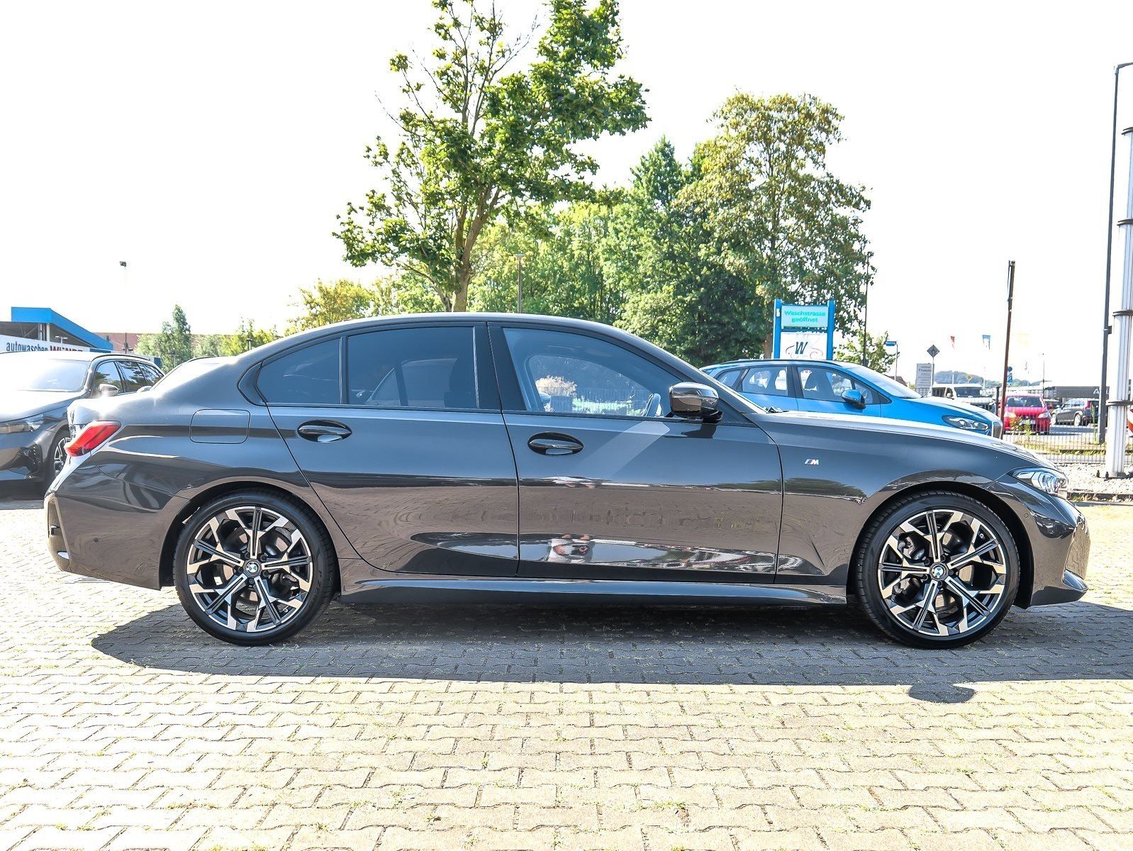 BMW 330 - Bild 10