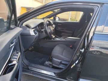 Toyota C-HR - 12
