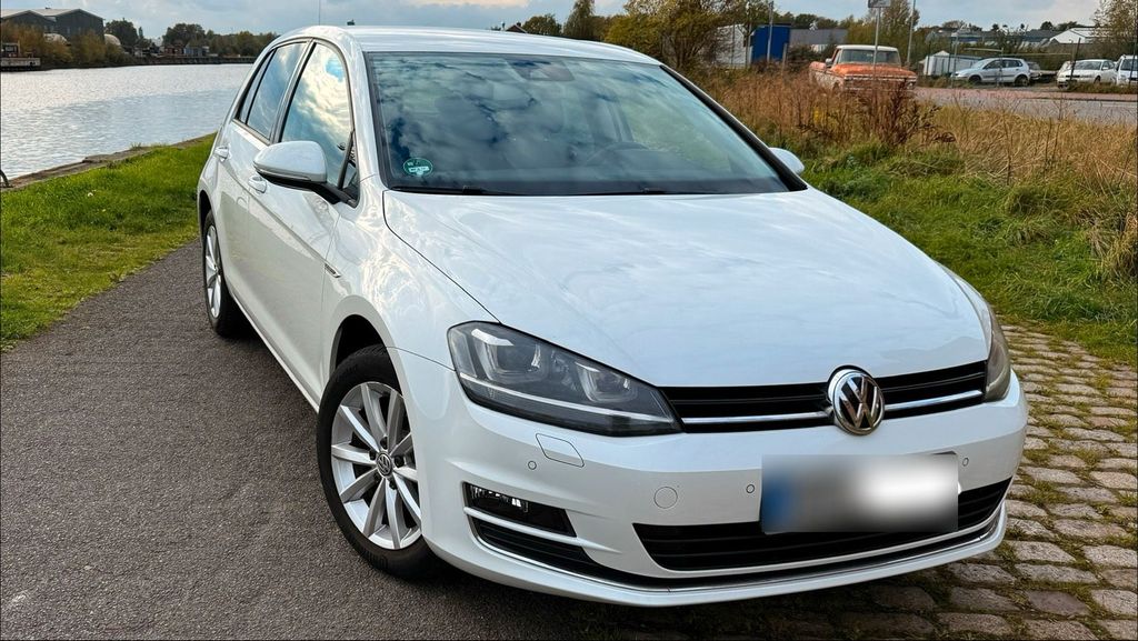 Image of Volkswagen Golf