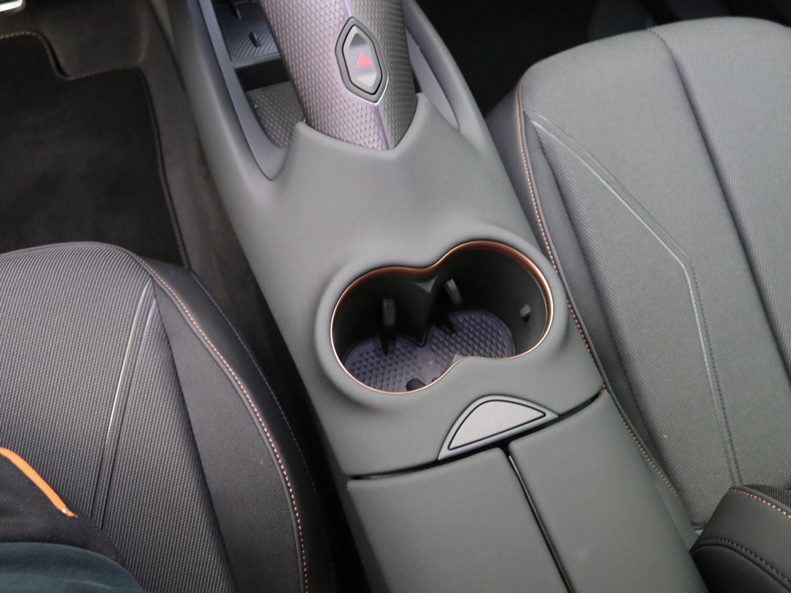 Cupra Tavascan - Bild 14