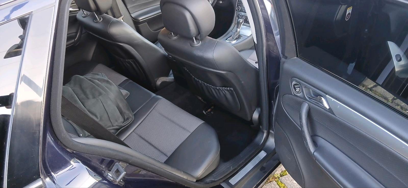 Mercedes-Benz C220 2007 — photo 11