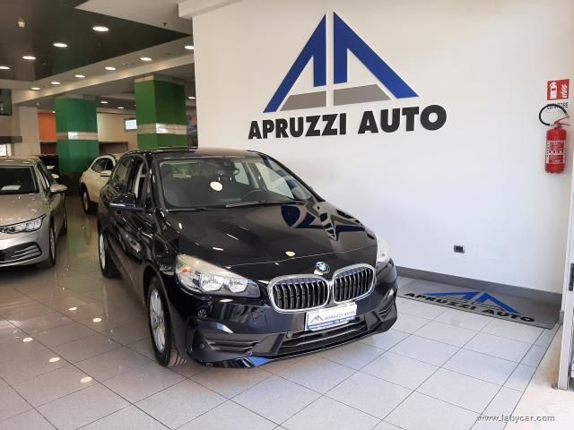 BMW 216d Active Tourer Business