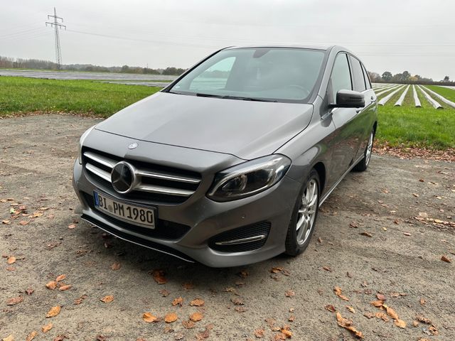 MERCEDES-BENZ B 220