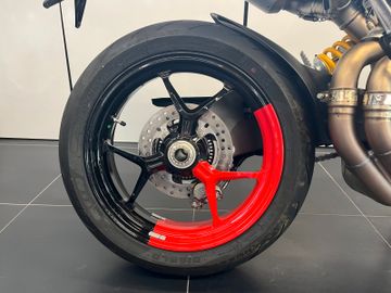 Ducati Hypermotard 950  RVE
