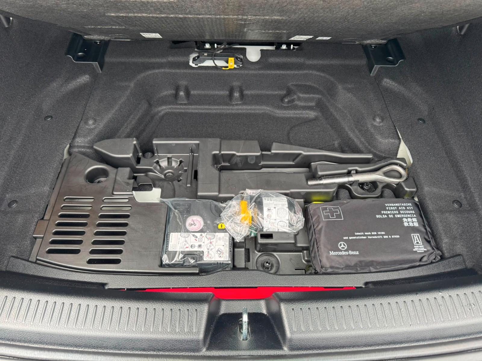 Mercedes-Benz A-Class LED/AMBIENTE/LEDER, миниатюра 24