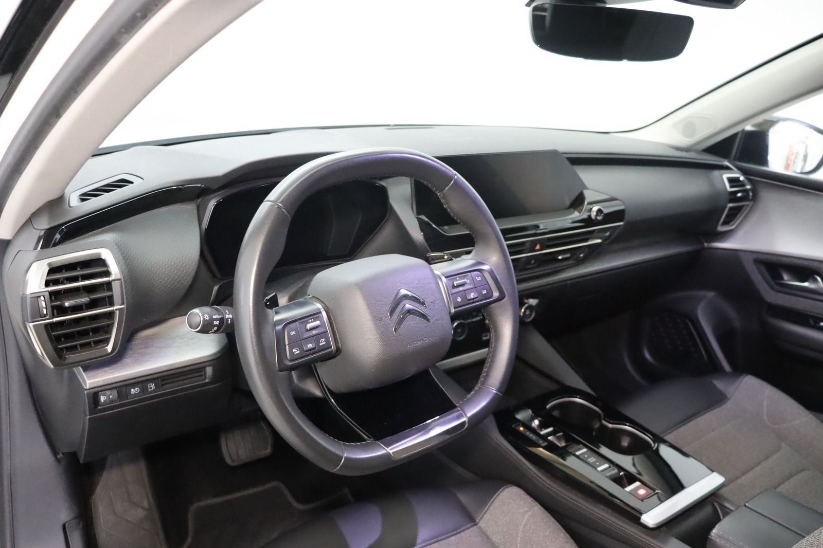 Fahrzeugabbildung Citroën C5 X Feel * LED * Navi * Keyless