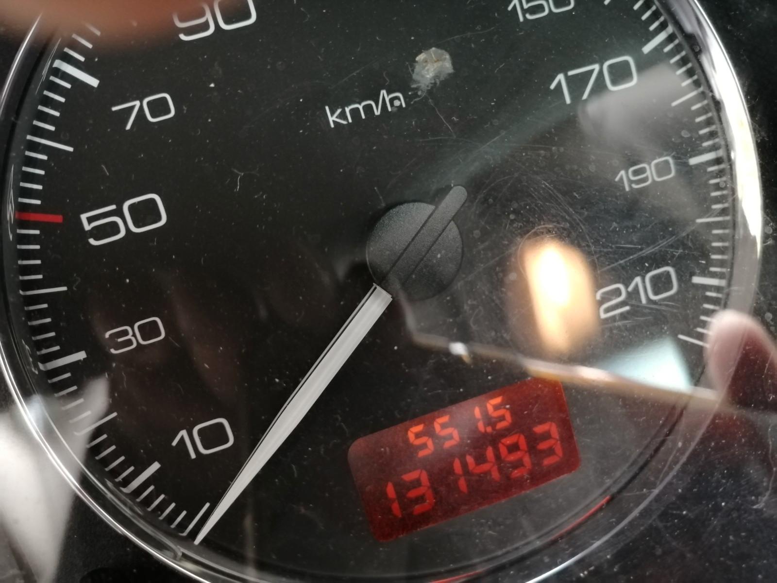 Peugeot 307 2005 — салон
