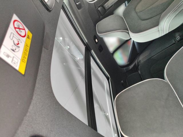 VOLVO XC 40 (Bild 21 von Array)
