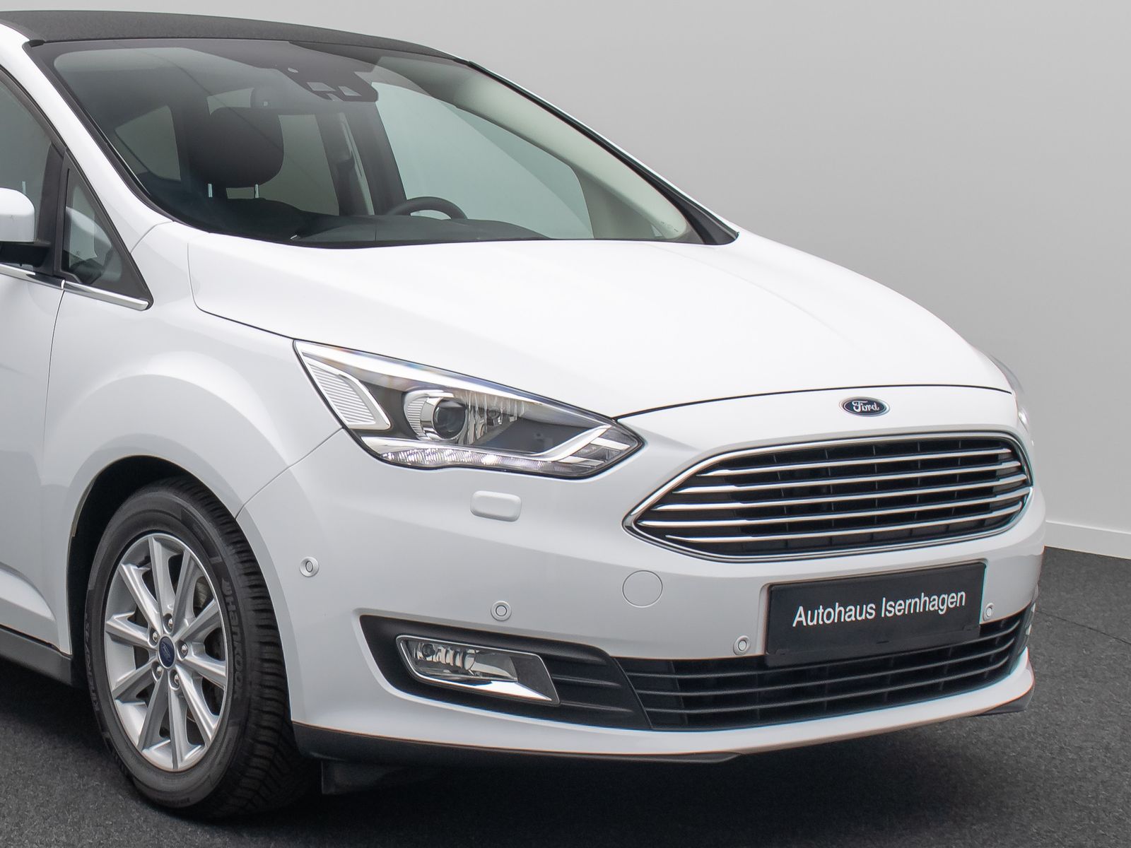 Fahrzeugabbildung Ford C-MAX Titanium Kamera HiFi Komfort Tempomat Navi