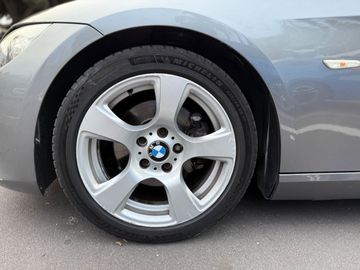 BMW 320 - 4