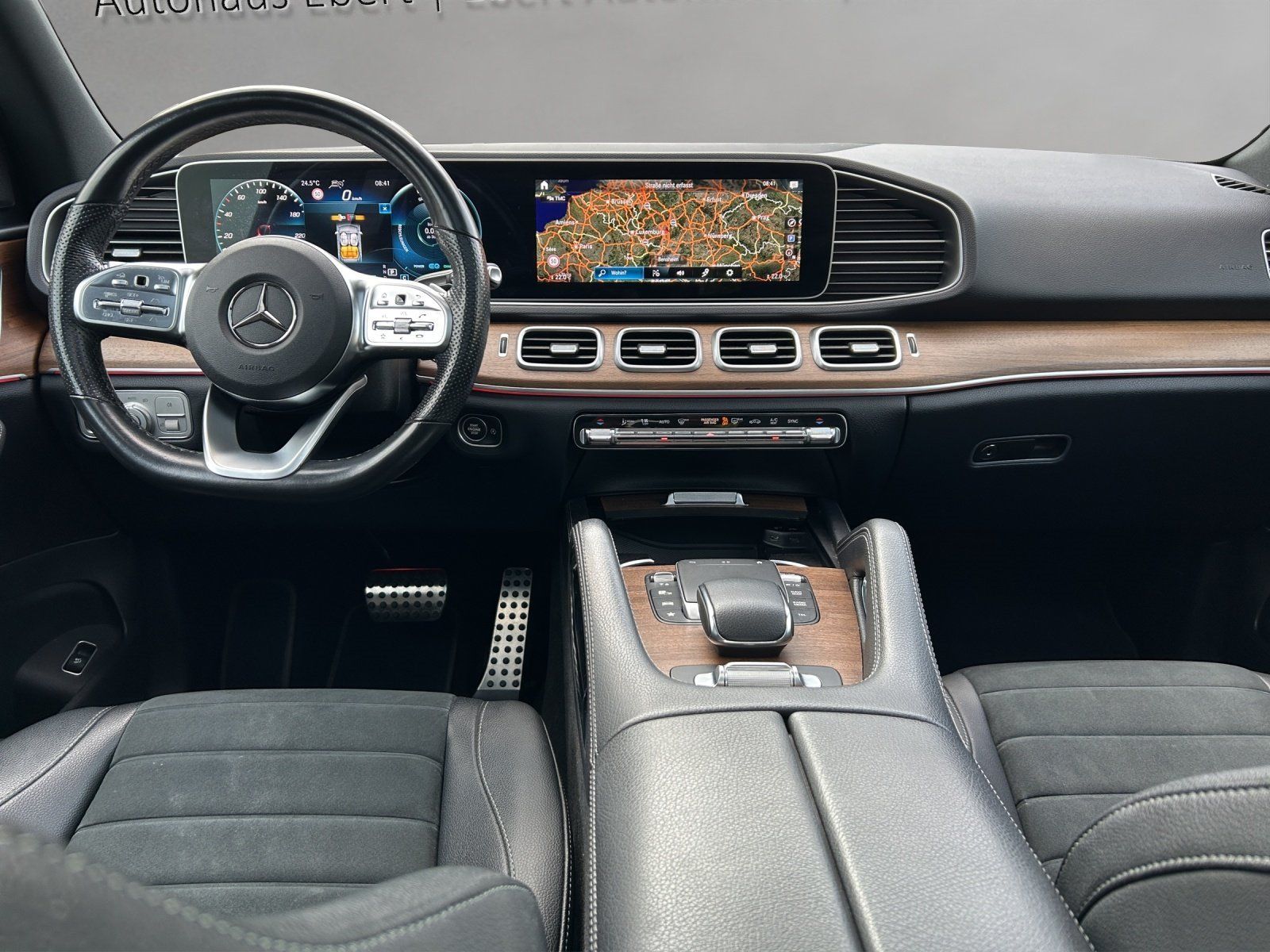 Fahrzeugabbildung Mercedes-Benz GLE 450 AMG Pano DISTRO Memo AIRMATIC Night 360°