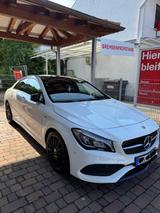 Mercedes-Benz CLA 200d AMG-LINE/Night-Edition/PANO - Mercedes-Benz CLA-Class mit Diesel-Antrieb: Coupé