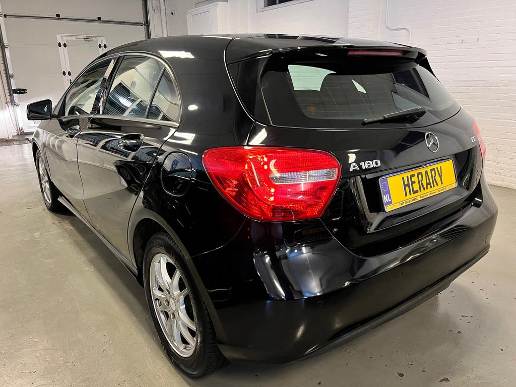 Mercedes-Benz A 180